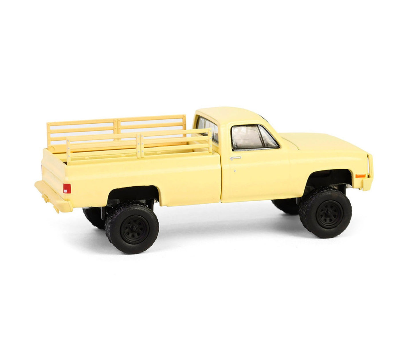1986 Chevrolet M1008 CUCV Pickup Truck Desert Tan - Series Battalion 64 - Greenlight - Scala 1/64