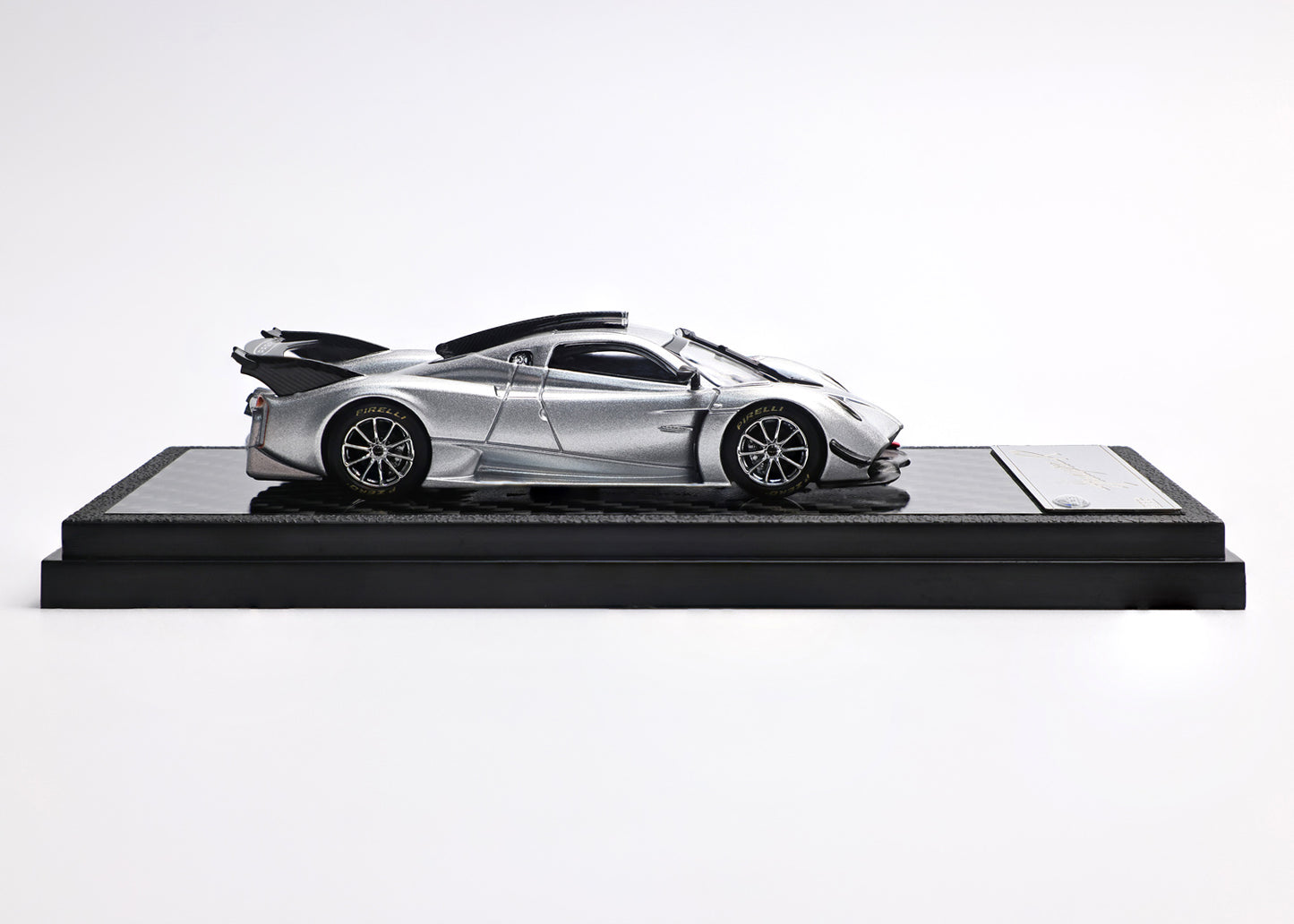 Pagani Huayra R Silver - LCD Models - Scala 1/64 LCD64028-SI