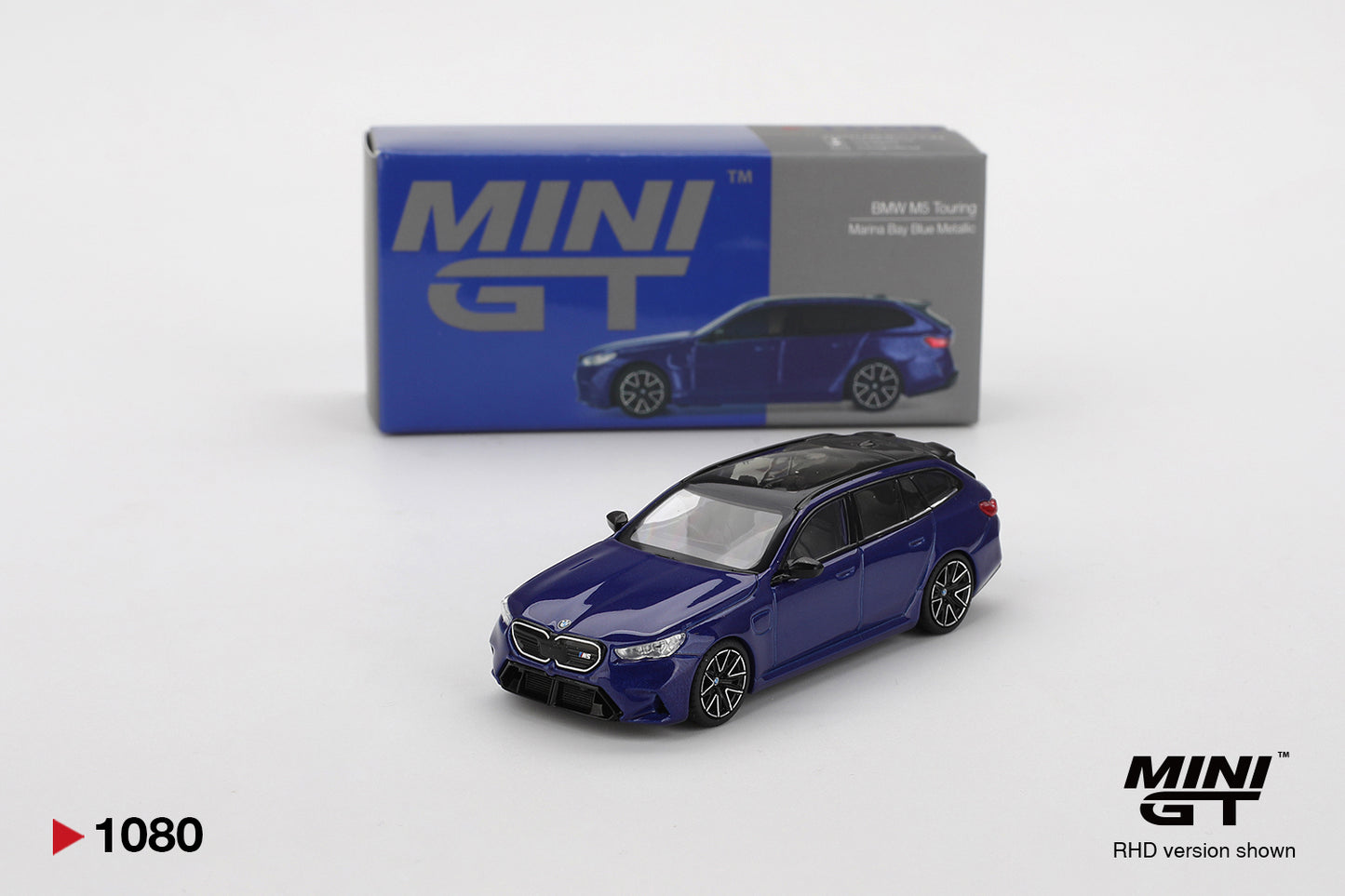 BMW M5 Touring (G99) Marina Bay Blue Metallic - Mini GT - Scala 1/64 MGT01080-L