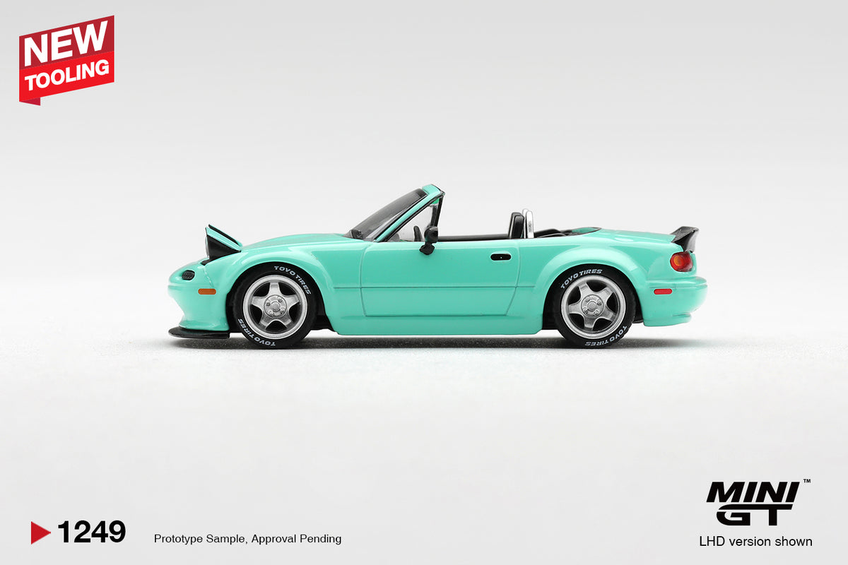 Mazda MX-5 (NA) Pandem Body Kit Mint Green 2026 – Mini GT - Scala 1/64 MGT01249-L