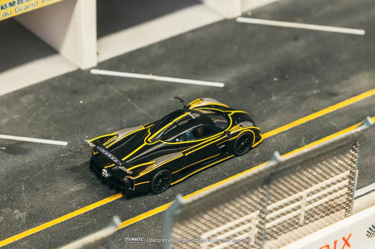Pagani Huayra R Matt Black / Silver - Tarmac Works GLOBAL64 - Scala 1/64 T64G-TL035-MBS