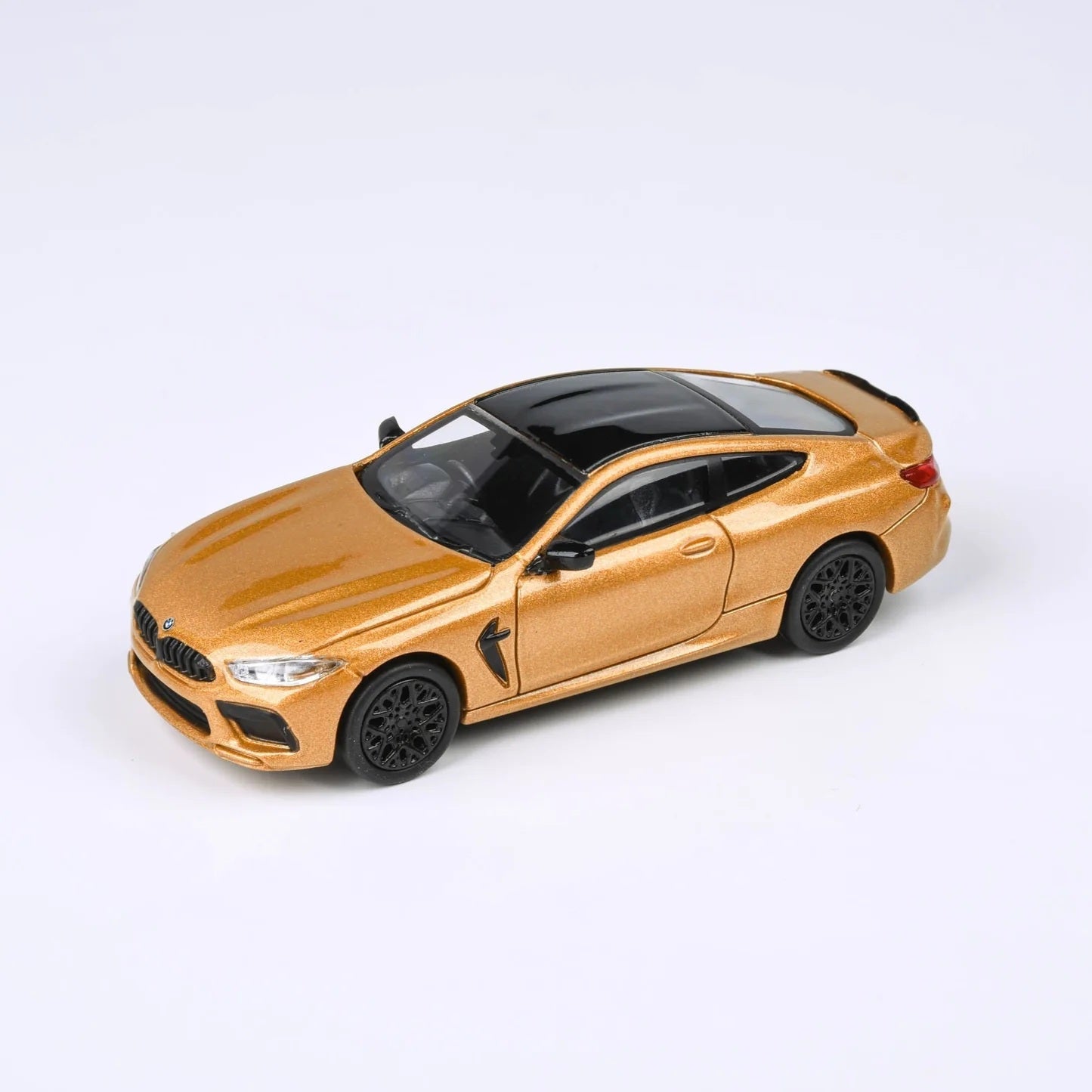 BMW M8 Ceylon Gold - Para64 - Scala 1/64