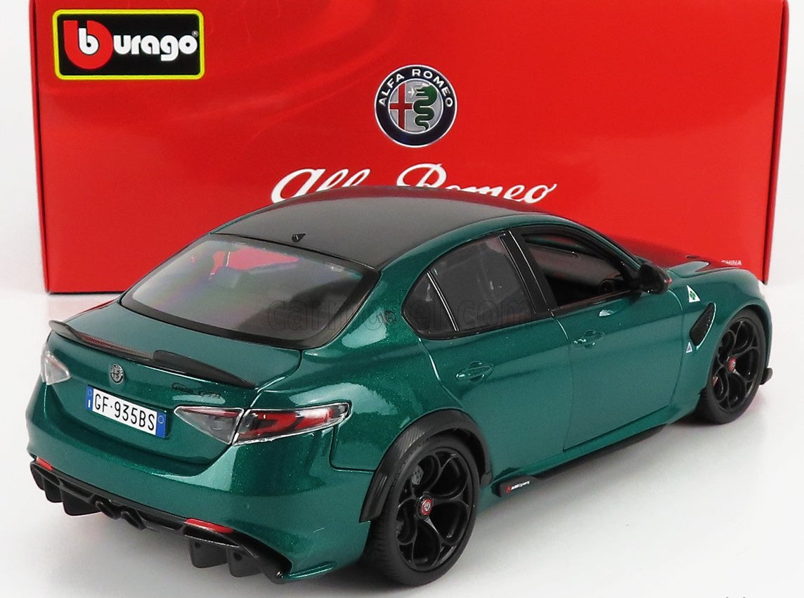 Alfa Romeo Giulia GTAm 2020 Montreal Verde - BBurago - Escala 1/18