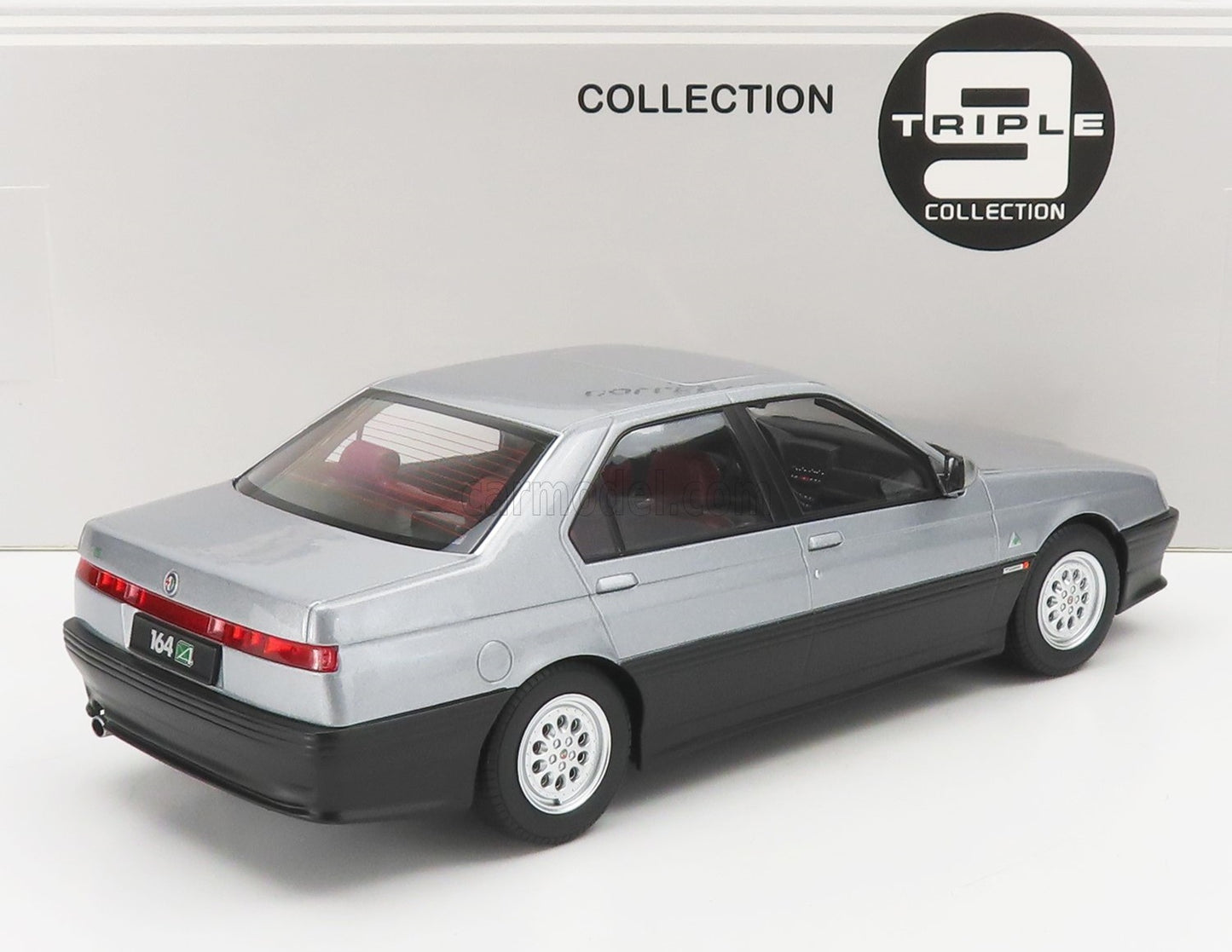 Alfa Romeo 164 Q4 1994 - Triple9 - Escala 1/18