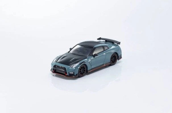 Nissan GT-R Nismo Special Edition Nismo Stealth Gray - Kyosho Mini Car & Book - Scala 1/64