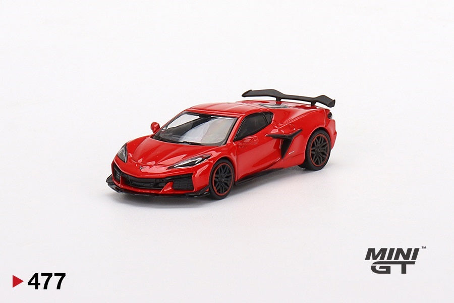 Chevrolet Corvette Z06 2023 Torch Red RHD - Mini GT - Scala 1/64 MGT00477