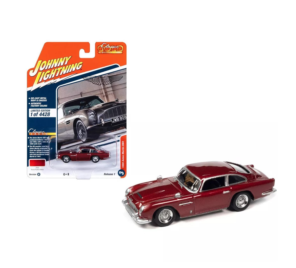 1966 Aston Martin DB5 Rossa Rubina Chiara Red Met "Classic Gold Collection" 2023 - Johnny Lightning - Scala 1/64