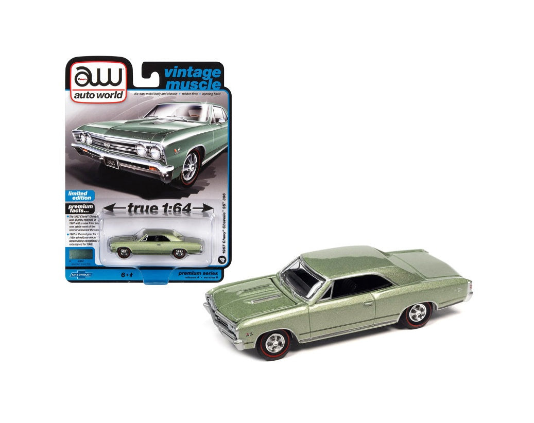 1967 Chevy Chevelle SS 396 Mountain Green Poly - Auto World - Scala 1/64