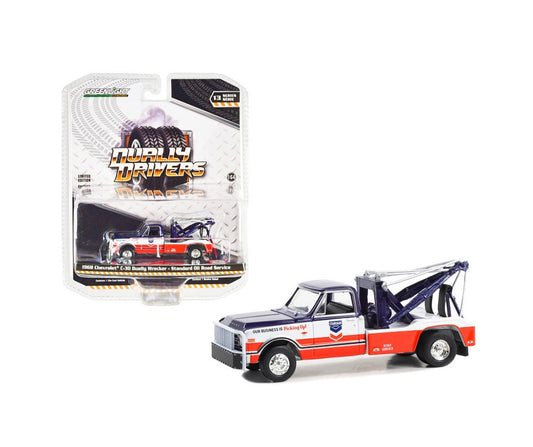 1968 Chevrolet C-30 Dually Wrecker Tow Truck "Standard Oil Road Service" - Dually Drivers Series - Greenlight - Scala 1/64
