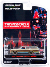 Carica l&#39;immagine nel visualizzatore di Gallery, Ford LTD Country Squire 1979 Terminator 2 Judgment Day - Greenlight - Scala 1/64
