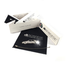 Load image into Gallery viewer, Portachiavi Alfa Romeo 75 Foto packaging
