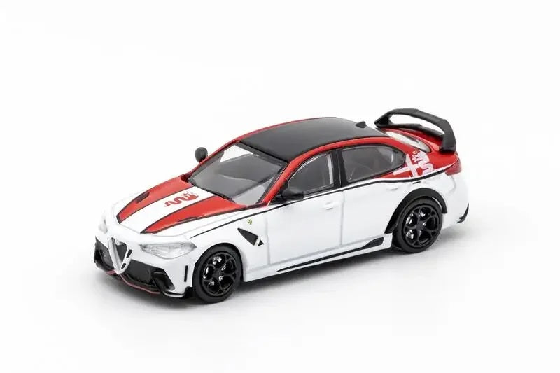 Alfa Romeo Giulia GTAm Borgeseidea 4