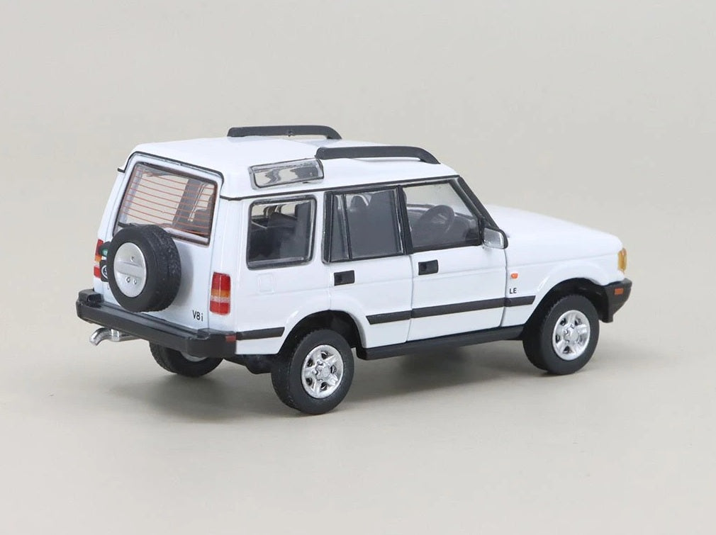 Land Rover 1998 Discovery 1 White RHD - BM Creations - Scala 1/64 64B0192