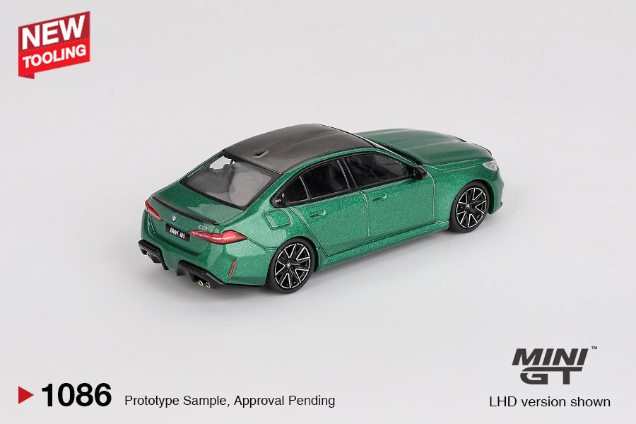 BMW M5 (G90) Isle of Man Green Metallic - Mini Gt - Scala 1/64 MGT01086-L