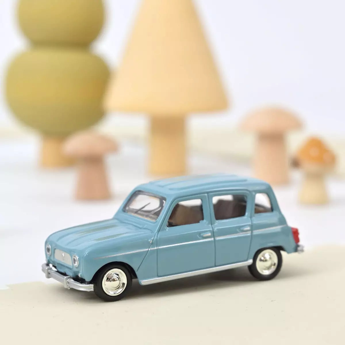 Renault 4L 1966 Ile de France Blue - Norev - Scala 1/64 Circa