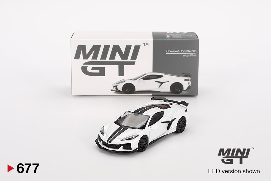 Chevrolet Corvette Z06 2023 Arctic White - Mini GT - Scala 1/64 MGT00677