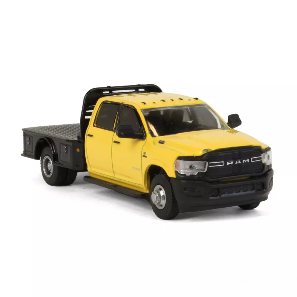 2020 Ram 3500 Tradesman Dually Flatbed Construction Yellow - Dually Drivers Series - Greenlight - Scala 1/64