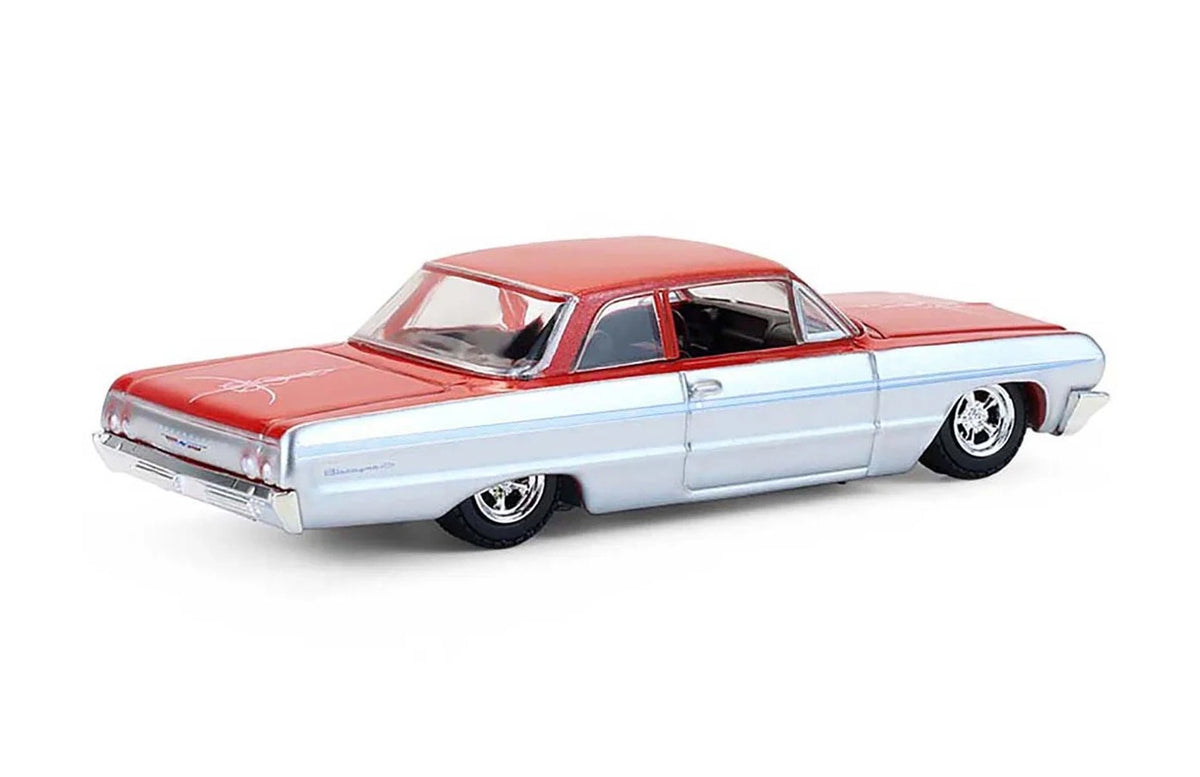1964 Chevrolet Biscayne - Red/Silver - California Lowriders Series - Greenlight - Scala 1/64
