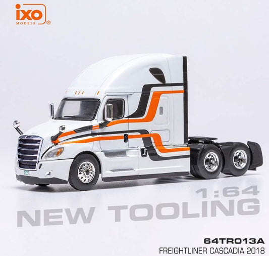 Freightliner Cascadia 2018 White - IXO Models - Scala 1/64 64TR013A