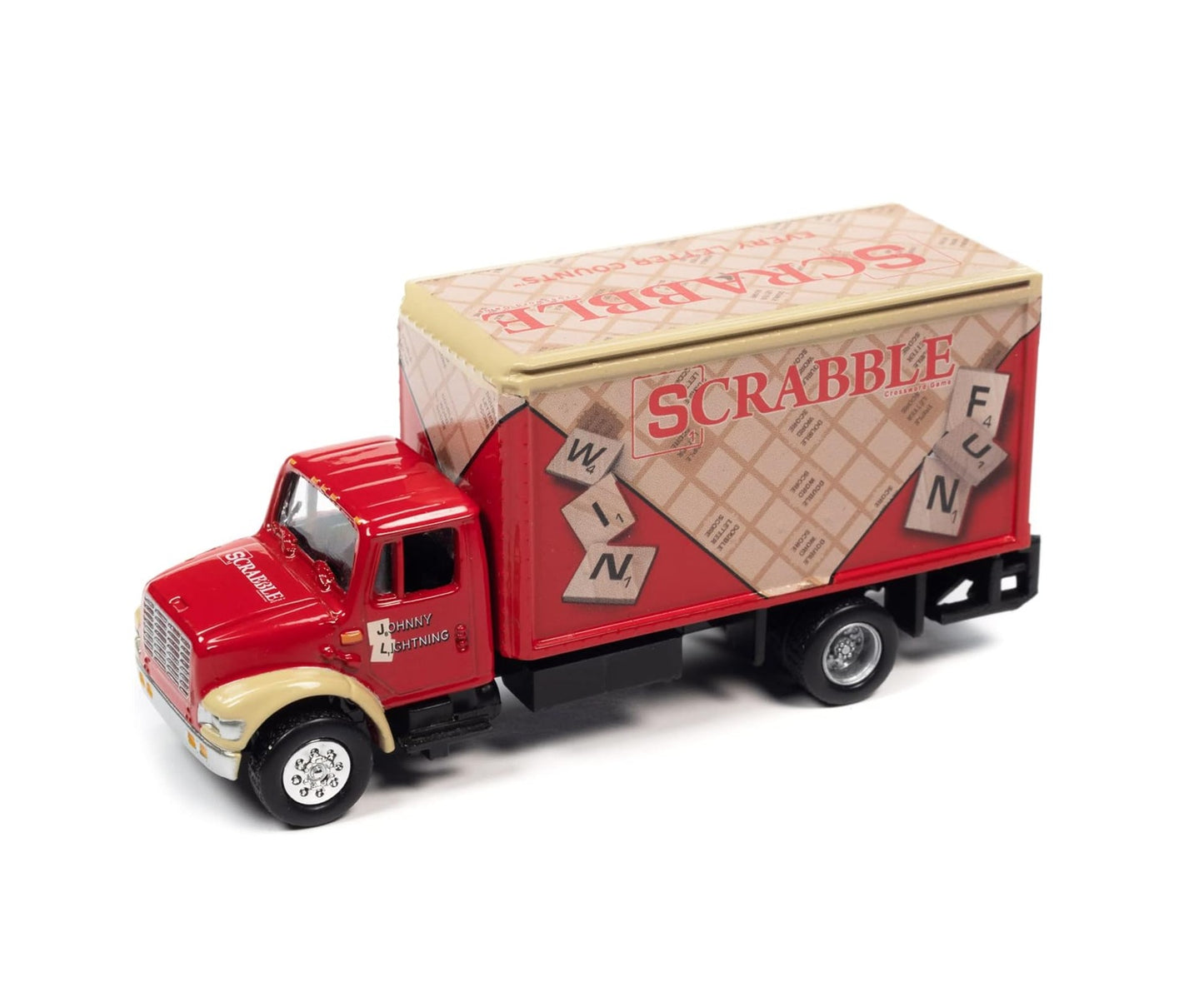 1999 International Cargo Truck "Scrabble" Pop Culture - Johnny Lightning - Scala 1/64 Circa