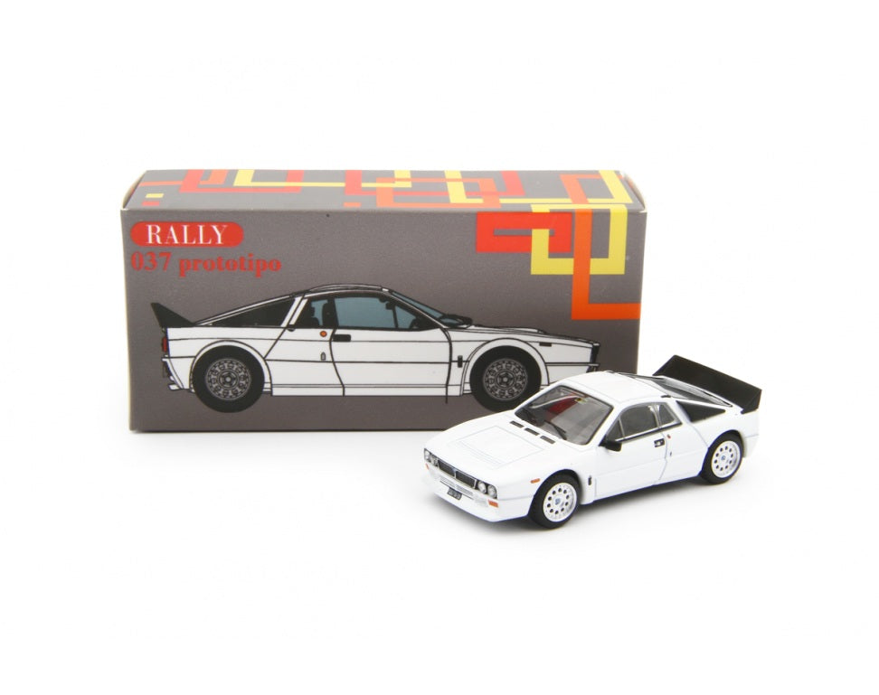 Lancia 037 Rally Stradale Prototipo 1982 Bianco - Laudoracing - Scala 1/64