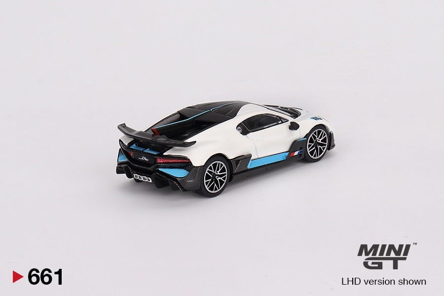 Bugatti Chiron Super Sport 300+ Negro Mate - Mini GT - Escala 1/64