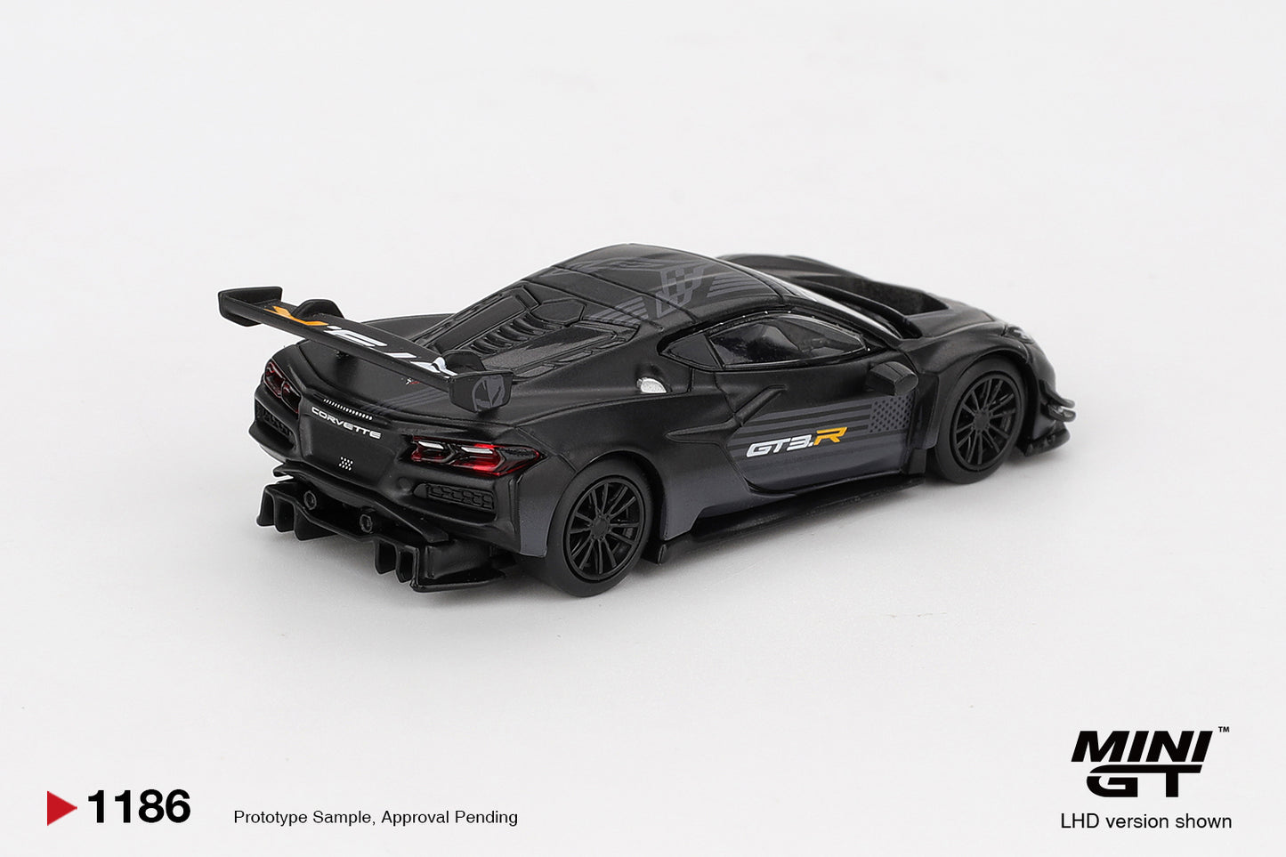 Mini GT - Chevrolet Corvette Z06 GT3.R Road America Test Car- Scala 1/64 MGT01186-L