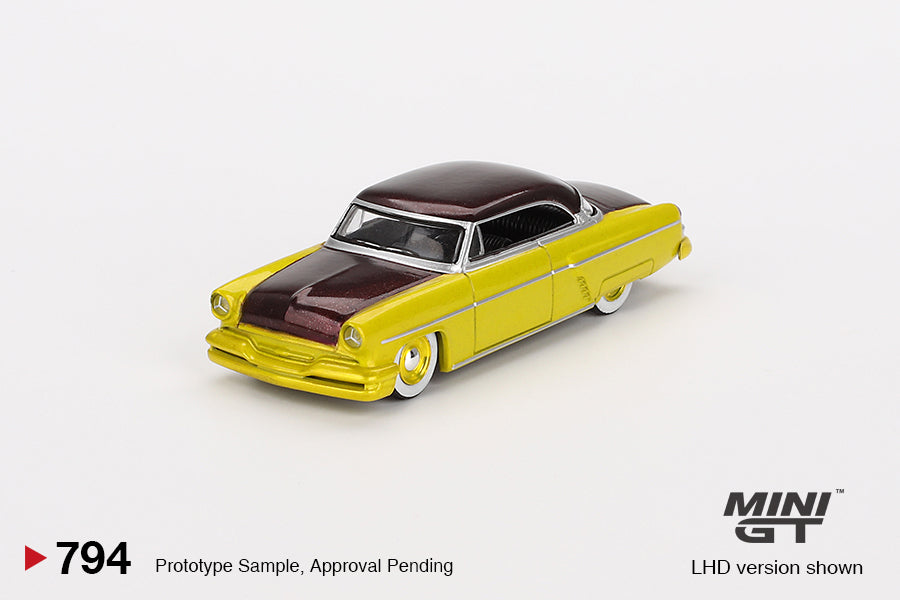 Lincoln Capri Hot Rod 1954 Lime Yellow LHD - Mini GT - Scala 1/64 MGT00794