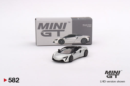 McLaren Artura Ice Silver - Mini GT - Scala 1/64 MGT00582