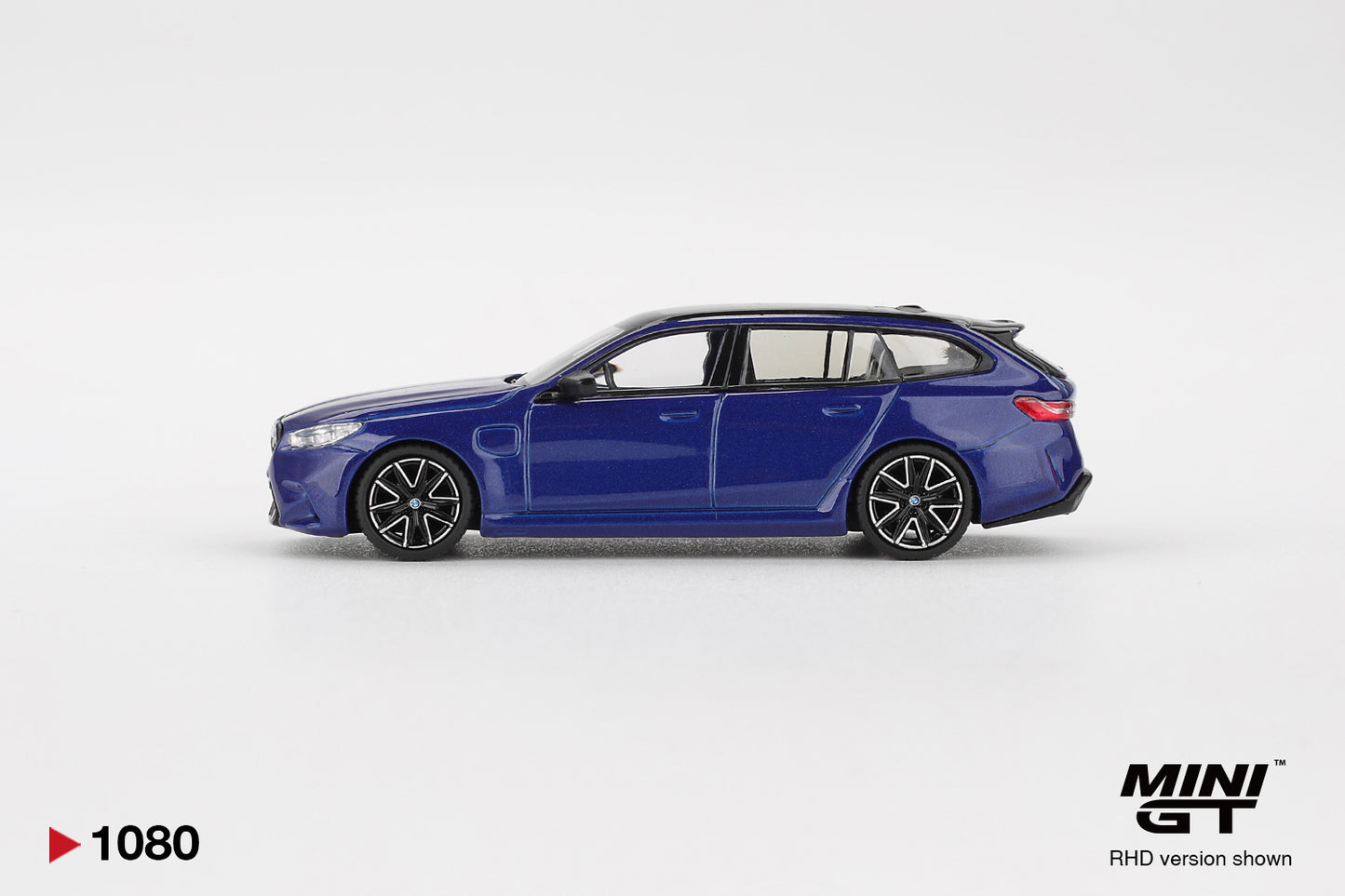 BMW M5 Touring (G99) Marina Bay Blue Metallic - Mini GT - Scala 1/64 MGT01080-L