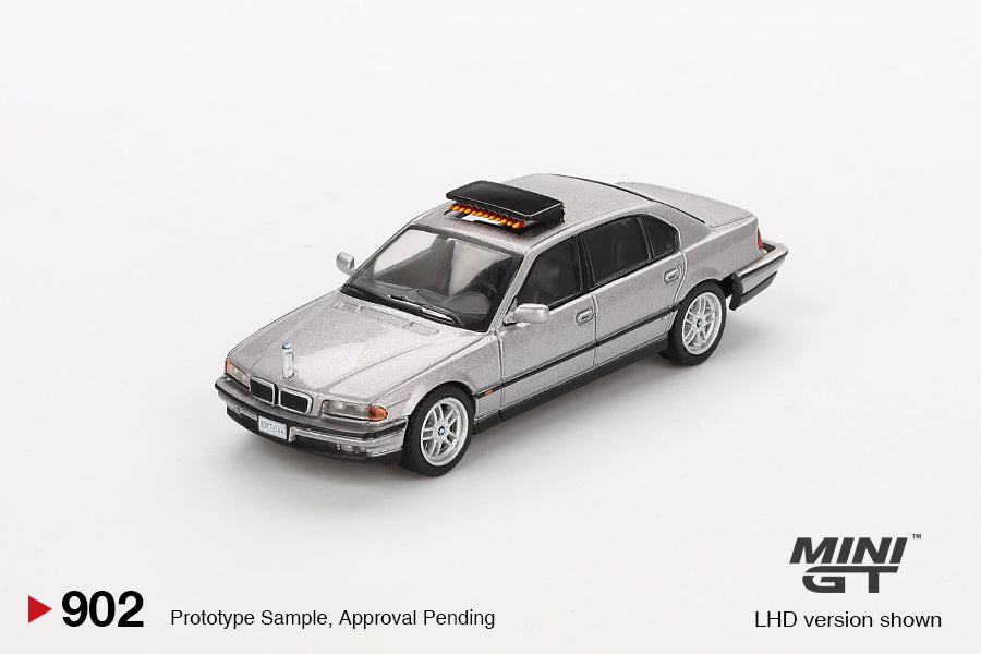 BMW 750IL 007 James Bond "Tomorrow Never Dies" - Mini GT - Scala 1/64 MGT00902-007E English Blister
