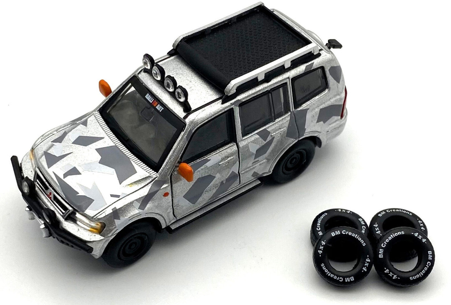 1944 Willys MB Jeep Negro - Máquinas M2 - Escala 1/64