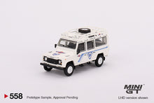 Laden Sie das Bild in den Galerie-Viewer, Land Rover Defender 110 1991 Safari Rally Martini Racing Support Vehicle LDH - Mini GT - Scala 1/64
