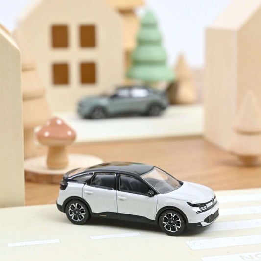 Norev - Citroen C4 2025 Okenite White metallic and Black - Scala 1/64