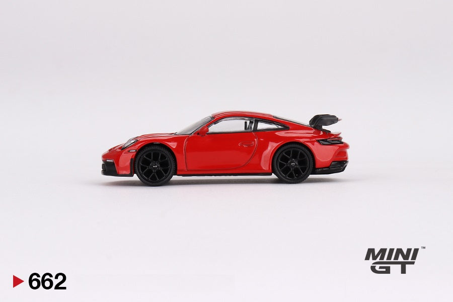 Porsche 911 (992) GT3 Guardias Rojo - Mini GT - Escala 1/64