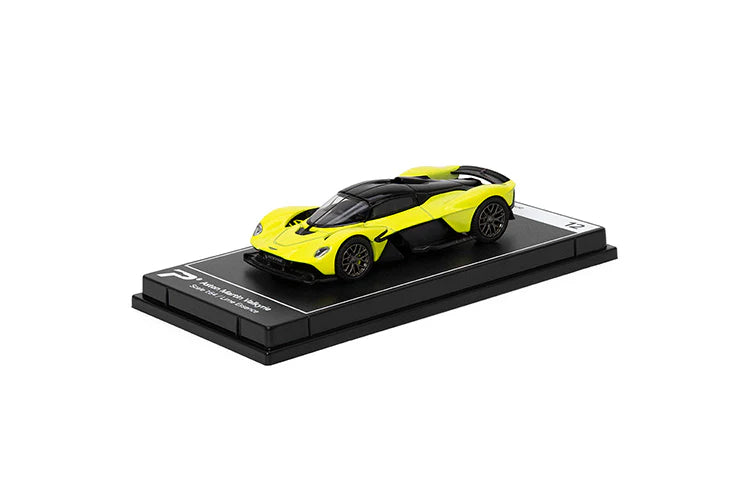 Aston Martin Valkyrie (Lime Essence) - PosterCars - Scala 1/64 H12