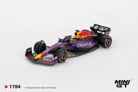 Red Bull Racing RB19 #1 Max Verstappen F1 2023 Las Vegas GP Winner - Mini GT - Scala 1/64 MGT01194-L