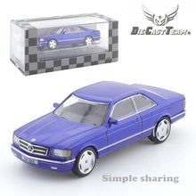 Laden Sie das Bild in den Galerie-Viewer, Mercedes - Benz 500 SEC Metallic Blue - DCT Die Cast Team - Scala 1/64
