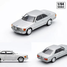 Laden Sie das Bild in den Galerie-Viewer, Mercedes - Benz 500 SEC Silver - DCT Die Cast Team - Scala 1/64
