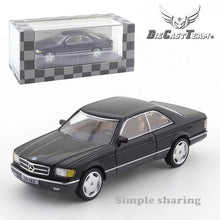 Laden Sie das Bild in den Galerie-Viewer, Mercedes - Benz 500 SEC Black - DCT Die Cast Team - Scala 1/64
