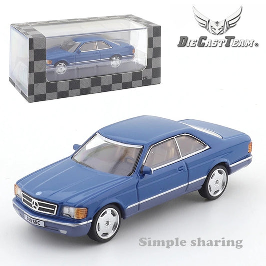 Mercedes - Benz 500 SEC Azul claro - Equipo DCT Die Cast - Escala 1/64