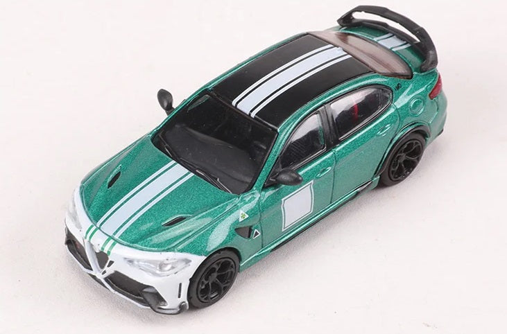 Alfa Romeo Giulia GTAm Verde - Equipo DCT Die Cast - Escala 1/64