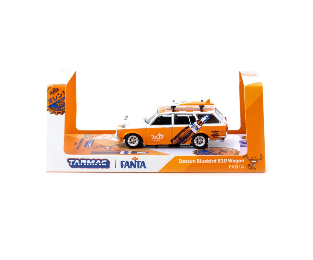 Datsun Bluebird 510 Wagon FANTA - Tarmac Works GLOBAL64 - Scala 1/64 T64G-026-FA