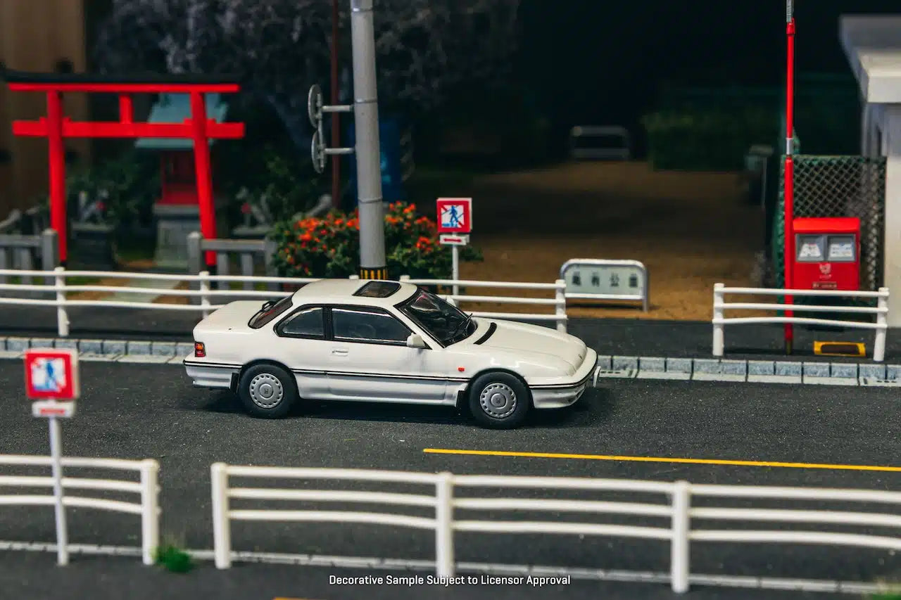Tarmac Works - Honda Prelude (BA4) White - J-Collection - Scala 1/64 JC64-TL009-WH
