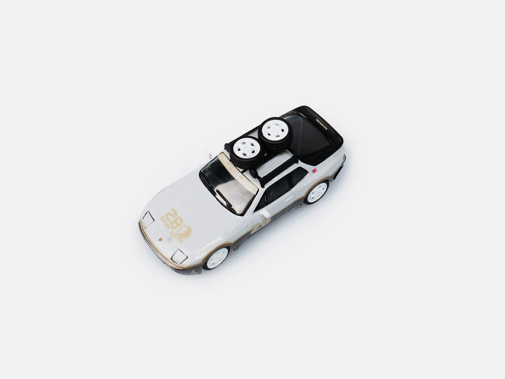 Mars Rover Porsche 944 Grams28 Mars Rover - GLOBAL64 - Tarmac Works - Scala 1-64 T64S-018-G28