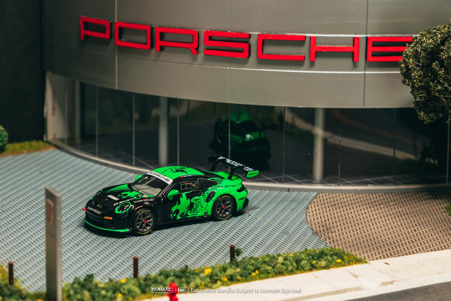 Porsche 911 GT3 Cup (992) Fire Monkey Motorsport - HOBBY64 - Tarmac Works - Scala 1/64 T64-093-FMM