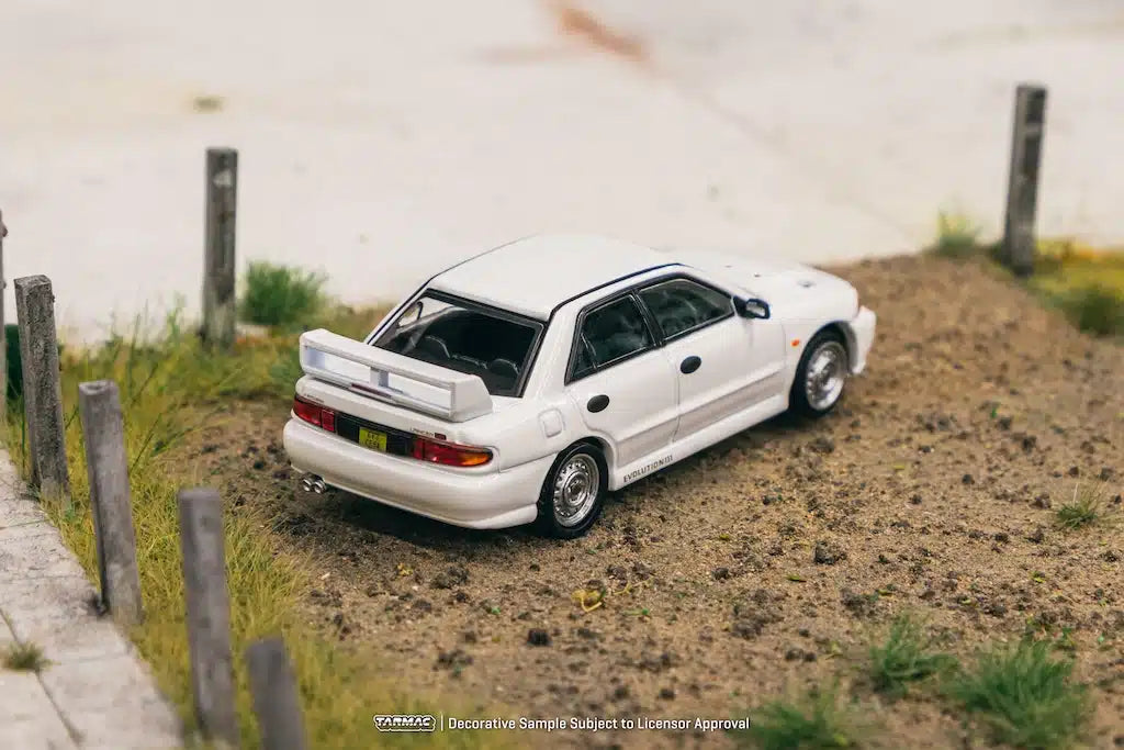 Mitsubishi Lancer RS Evolution III White - Tarmac Works GLOBAL64 - Scala 1/64 T64G-050-RS