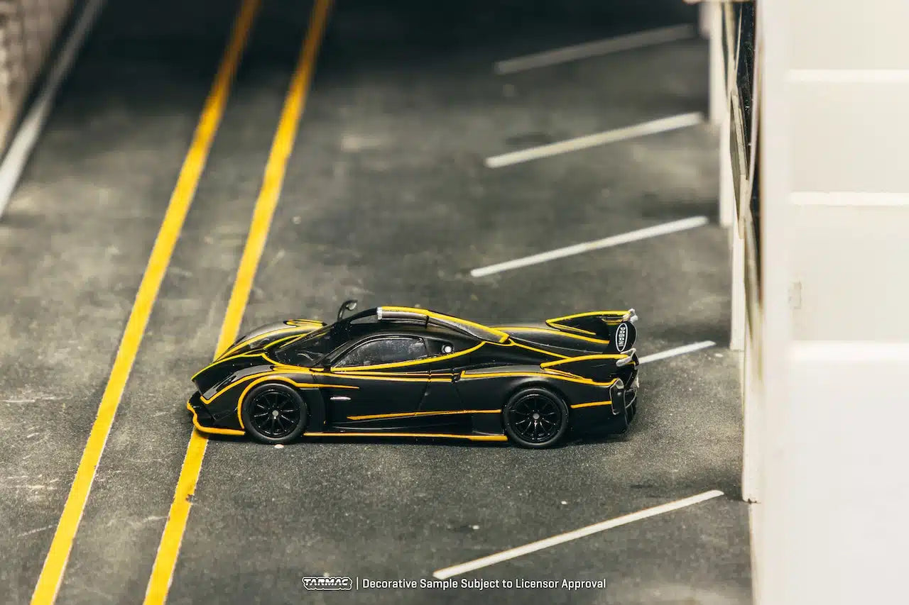 Pagani Huayra R Matt Black / Silver - Tarmac Works GLOBAL64 - Scala 1/64 T64G-TL035-MBS