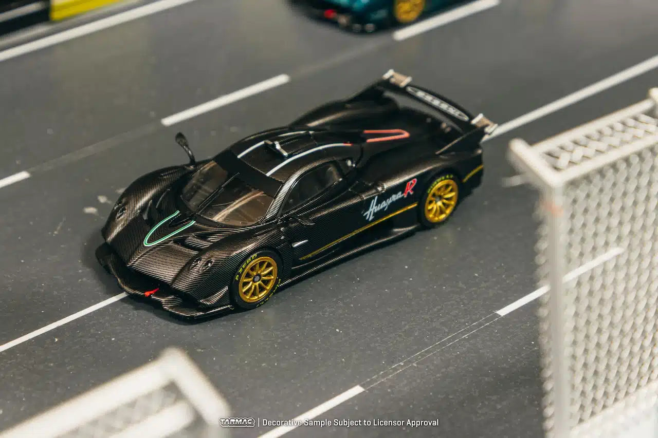 Pagani Huayra R Matt Black Carbon Fiber - Tarmac Works GLOBAL64 - Scala 1/64 T64G-TL035-MBCF