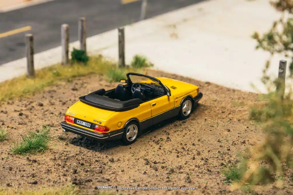 Saab 900 Turbo Convertible Yellow - Tarmac Works GLOBAL64 - Scala 1/64 T64G-067-YE